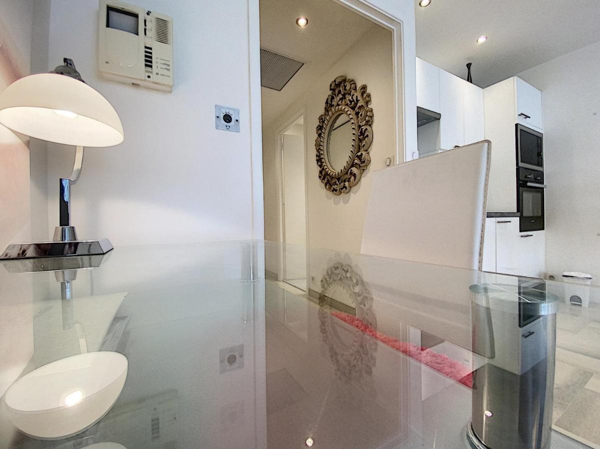 Gray D Albion Thi235 Apartamento *