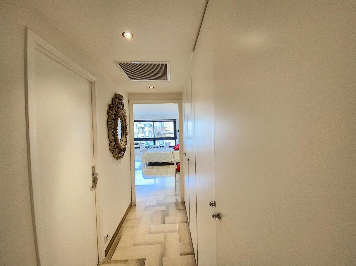 Gray D Albion Thi235 Apartamento